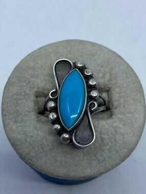 Vtg sterling silver turquoise Navajo style womens ring sz 7 3/4 signed TA 206